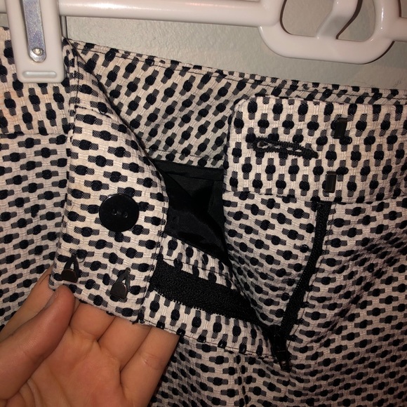 Black and white express capris pants - Picture 4 of 5